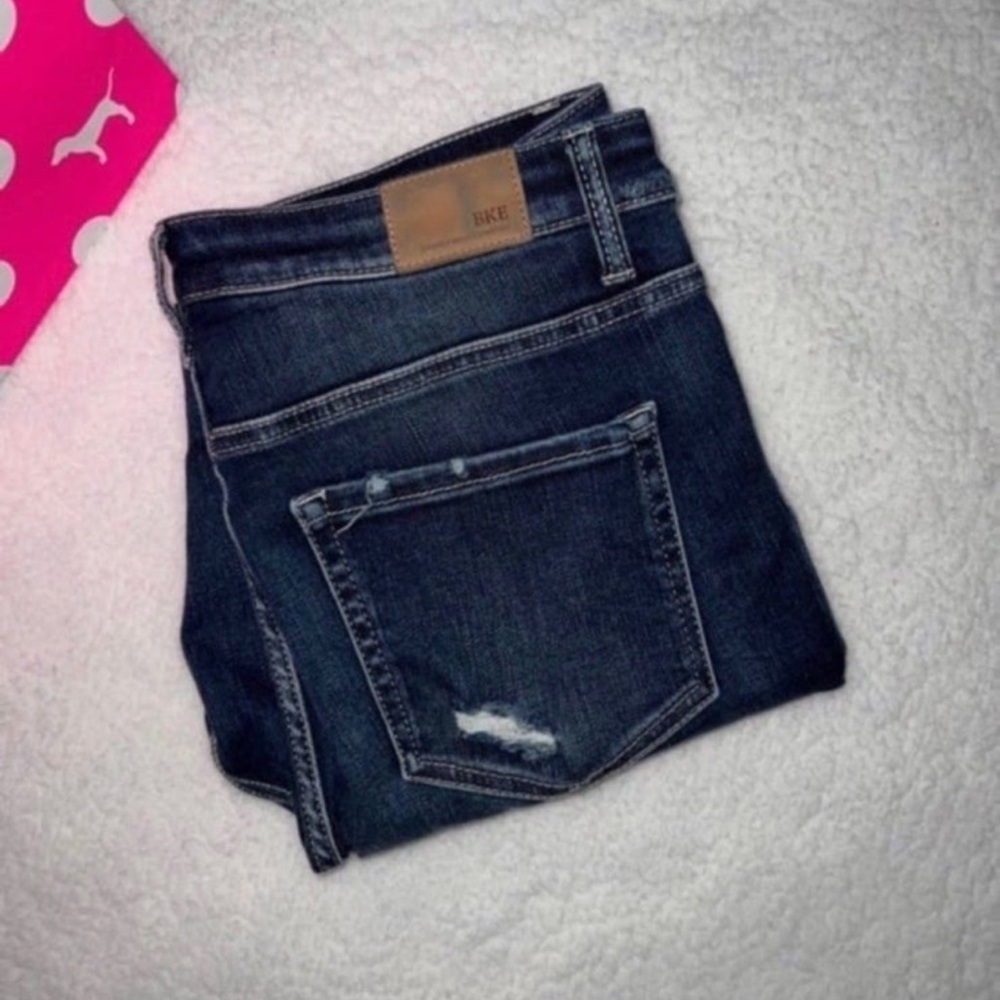Women’s Buckle BKE Jeans 29